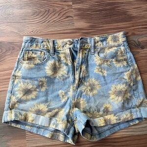 American Eagle Sunflower Shorts
